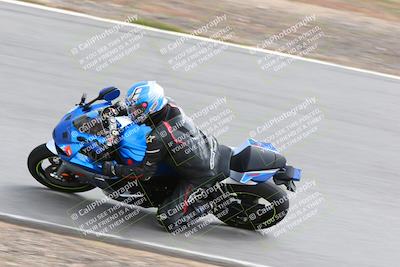 media/Mar-05-2023-TrackXperience (Sun) [[a95d40e56a]]/Group 3/session 2 turn 4/